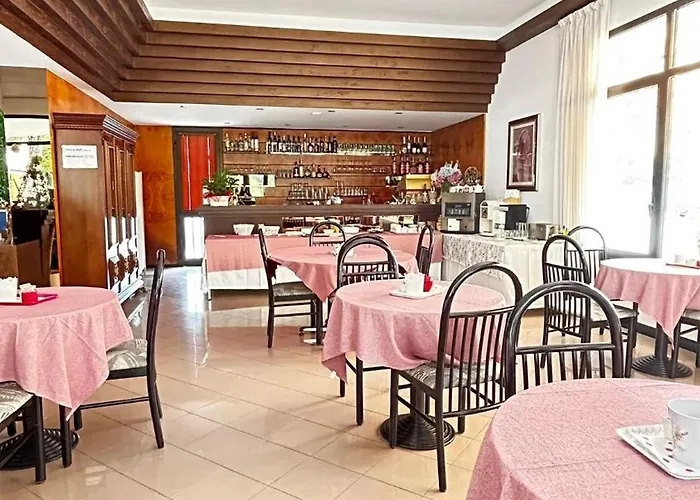 Hotel Rey\'S