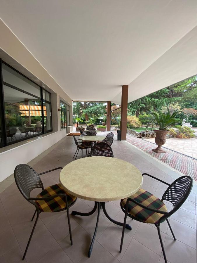 Rey's Hotel 3*